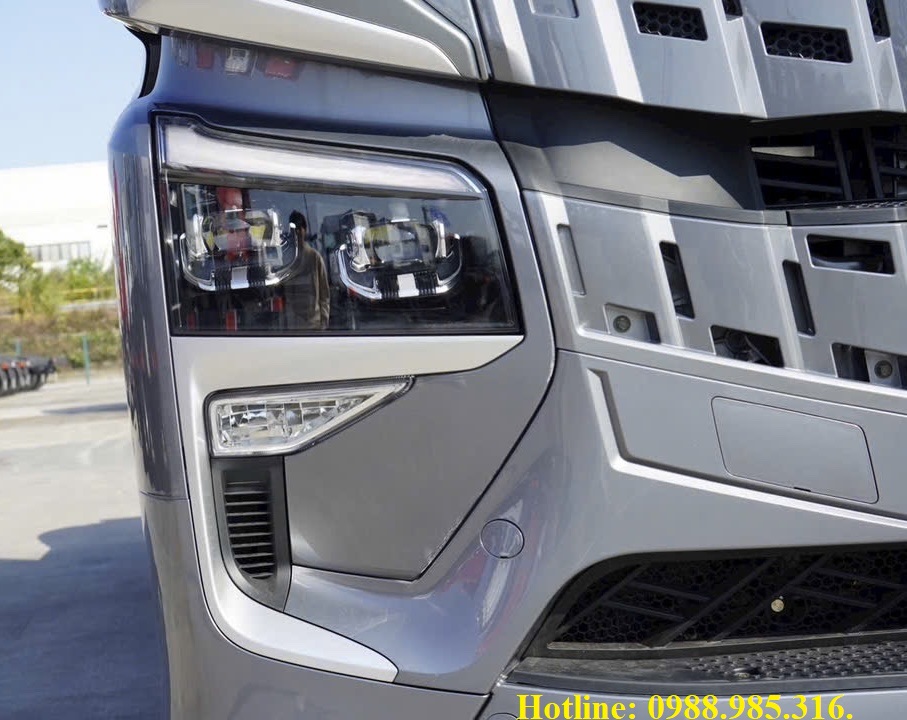 hhej thống đèn pha xe đầu kéo chenglong HK